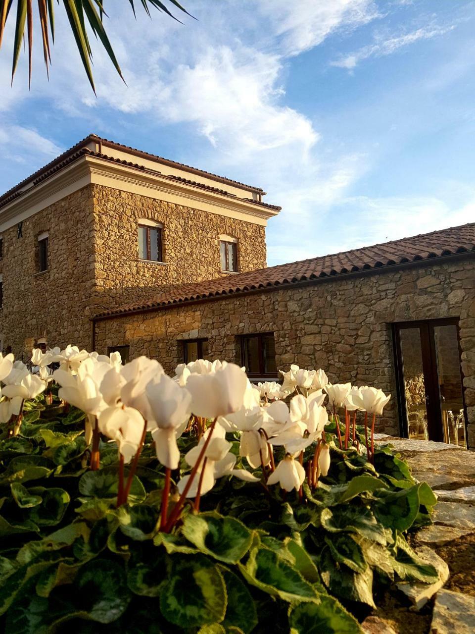 Hotel Villa Flora Relais Caltanissetta Buitenkant foto