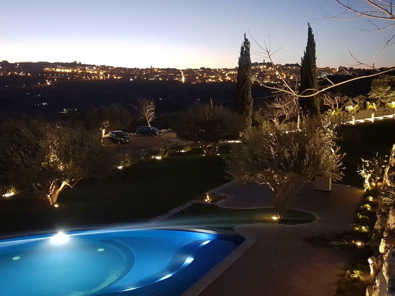 Hotel Villa Flora Relais Caltanissetta Buitenkant foto