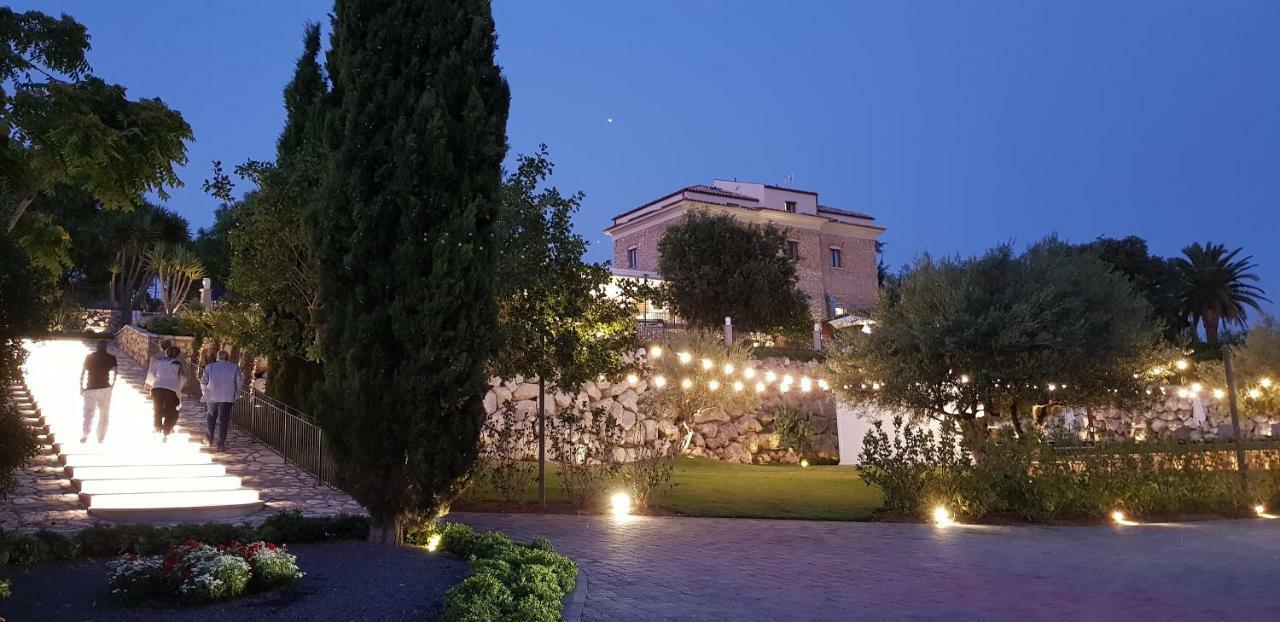 Hotel Villa Flora Relais Caltanissetta Buitenkant foto