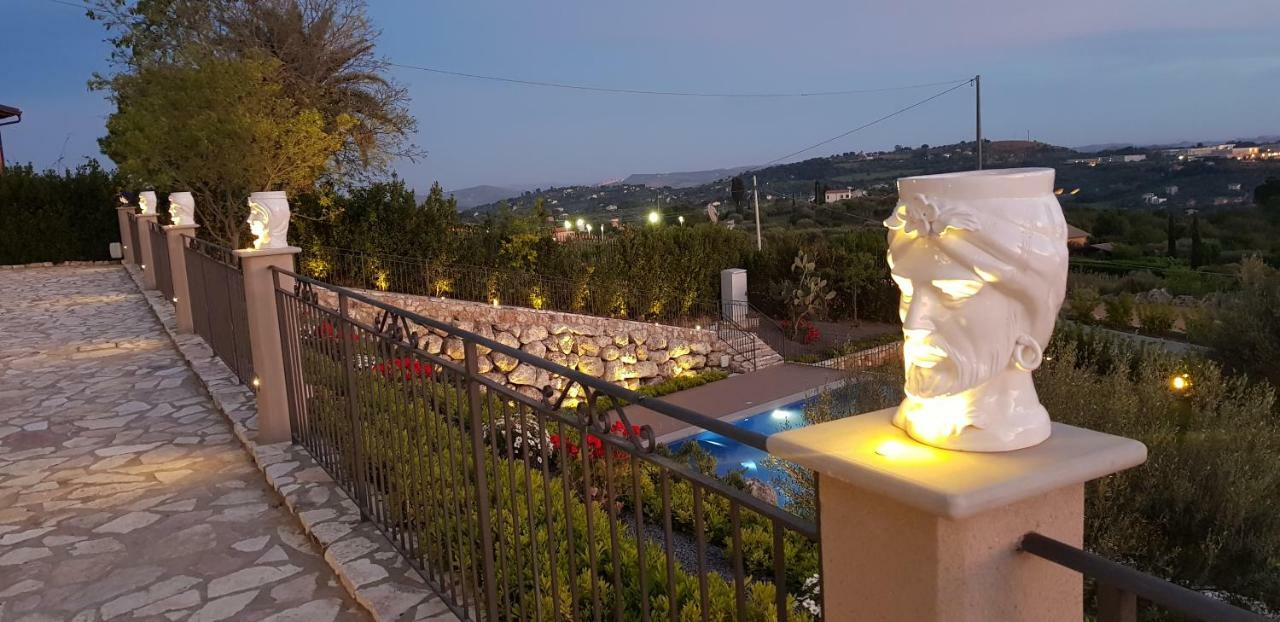 Hotel Villa Flora Relais Caltanissetta Buitenkant foto